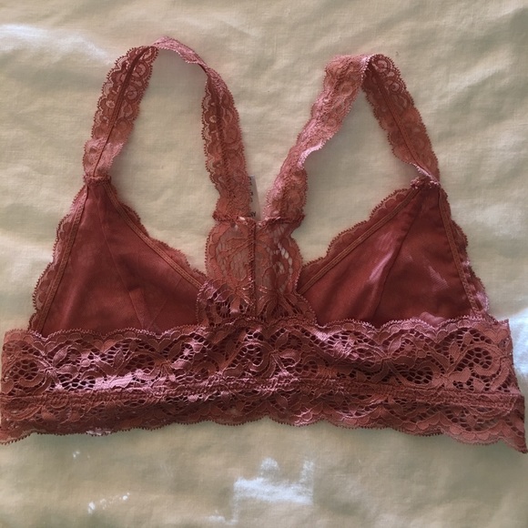 SOLD. Anemone Lace Racerback Bralette 🌼 - Picture 2 of 4