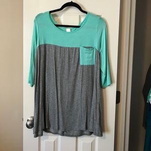Mint and Grey 3/4 sleeve shirt