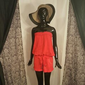 SOLD ON OTHER VENUE🌹Cute summer romper 🌹