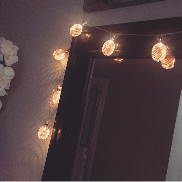 SOLD❤️❤️❤️Rose Gold 🍍 String Lights! 💗🍍✨ - Picture 3 of 3