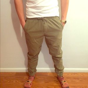 NWT Men's joggers size small