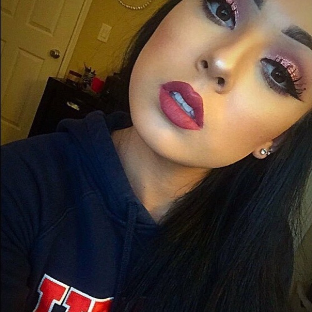 Meet your Posher, Bianca