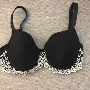 Wacoal Embrace Lace Underwire T-Shirt Bra 32DDD