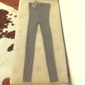 Grey cable knit leggings