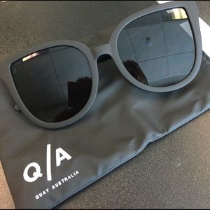Quay Australia Paradiso Sunnies