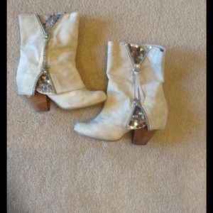 Not rated short boot.