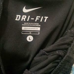 Men's size large Dri-fit shorts by Nike