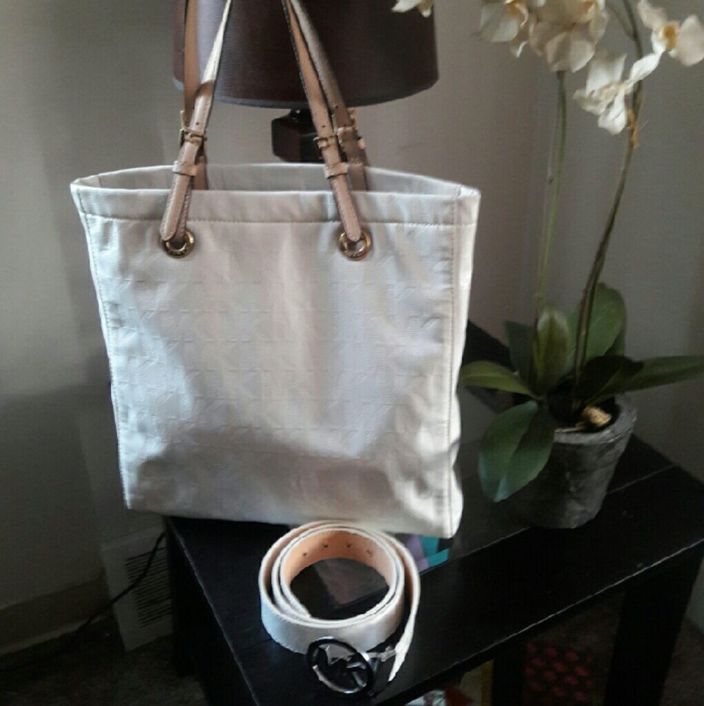 MK bag and belt set or seperatly