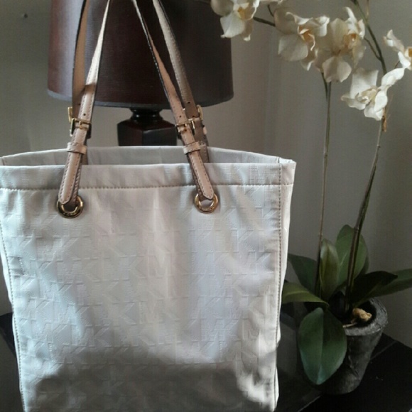 MK bag and belt set or seperatly - Picture 3 of 3