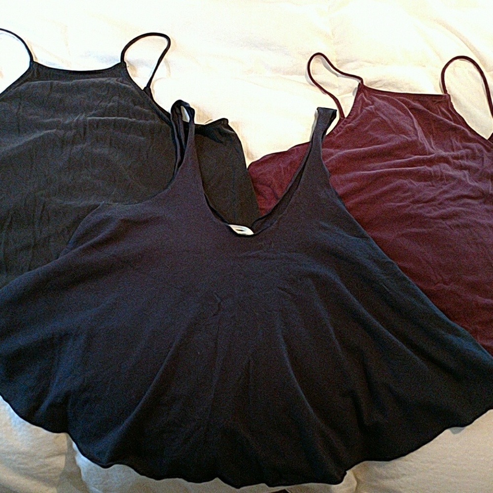 Urban Outfitters Cropped Tanks