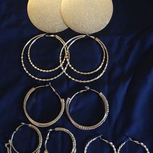 4 pairs of hoop earrings