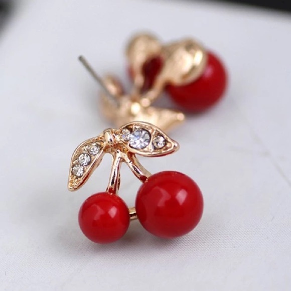 Red Cherry - Picture 5 of 5