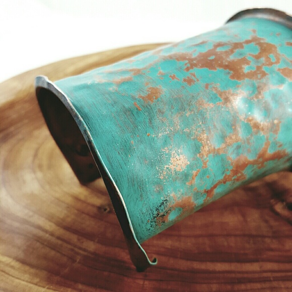 HP Artisan Wide Turquoise Patina Copper Cuff - Picture 4 of 8