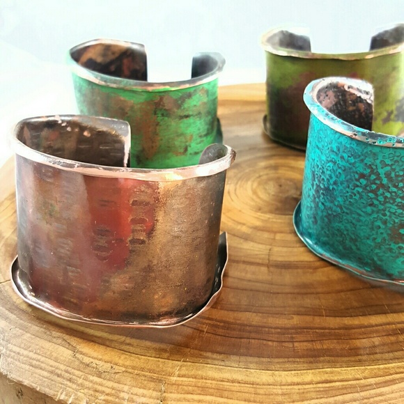 HP Artisan Wide Turquoise Patina Copper Cuff - Picture 5 of 8