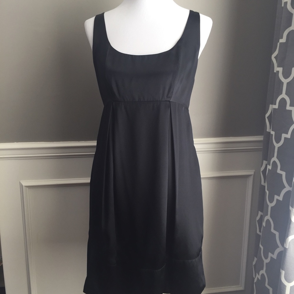 GUC The limited silk black dress