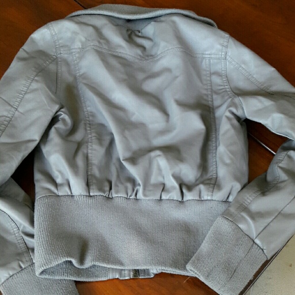 Women jacket - Picture 4 of 4