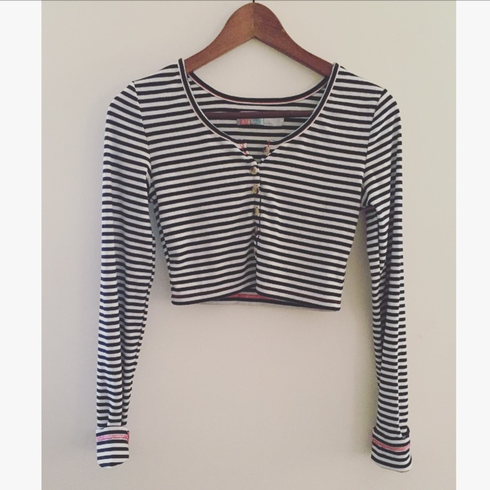 Free People cropped button up size SM