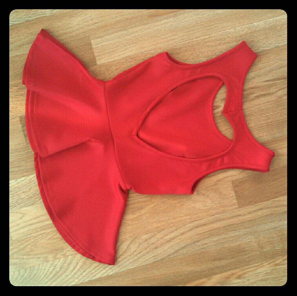 Red top - Picture 2 of 2