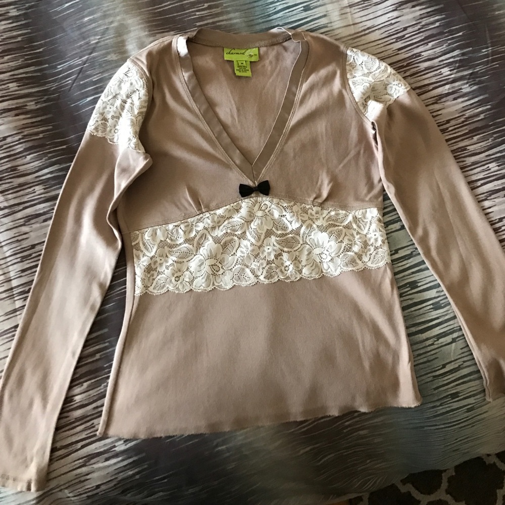 Charmed life 100%Cotton top with lace