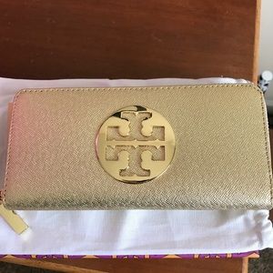 Tory Burch wallet