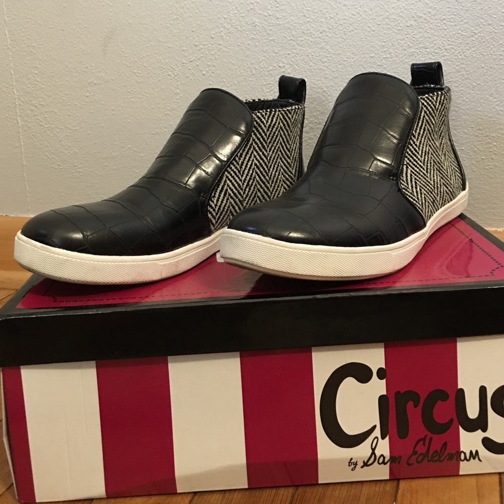 Sam Edelman Jadyn Black