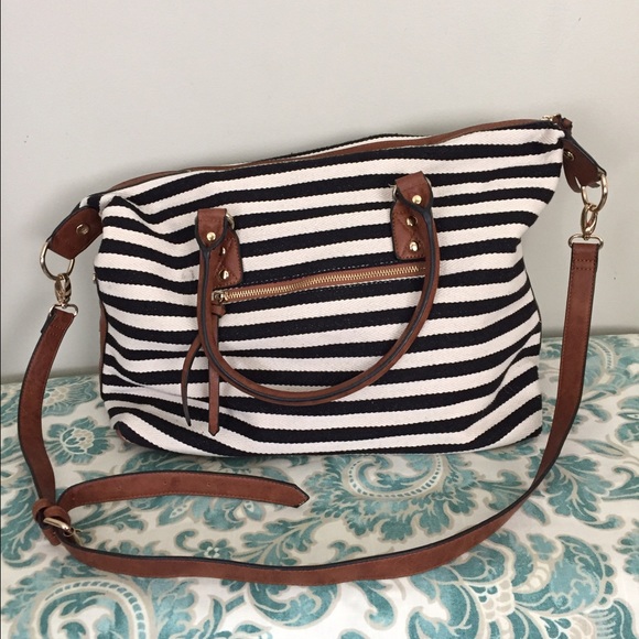 Sole Society Handbags - Sole society leighton bag