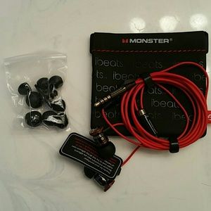 🎧Monster Ibeats by Dre🎧