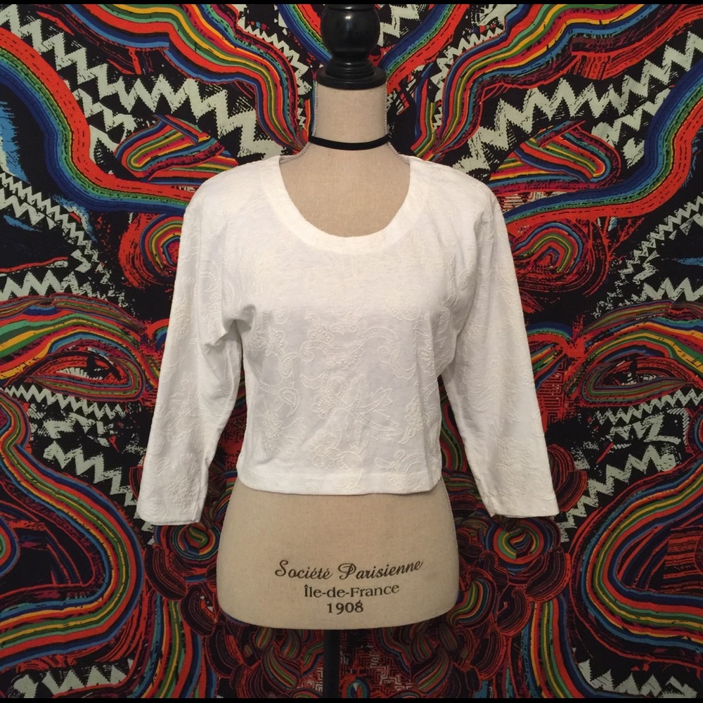 Vintage 90s Grunge White Floral Embossed Crop Top