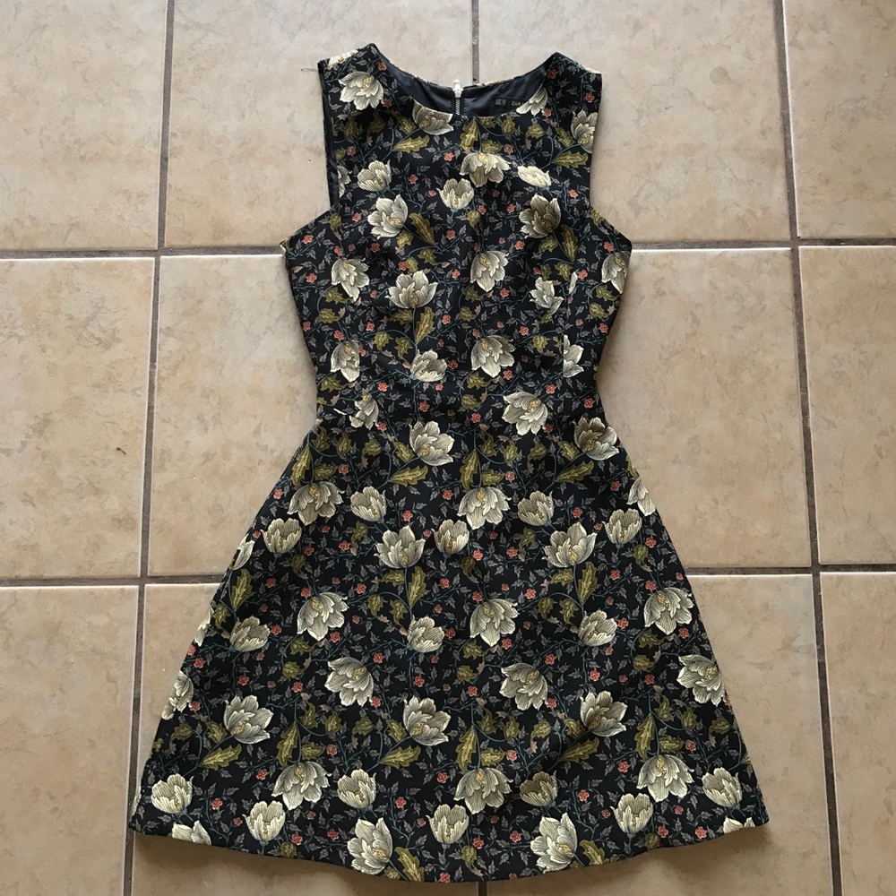 Zara dress in XS