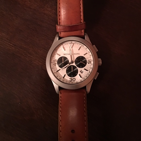 Michael Kors Watch - Picture 3 of 3