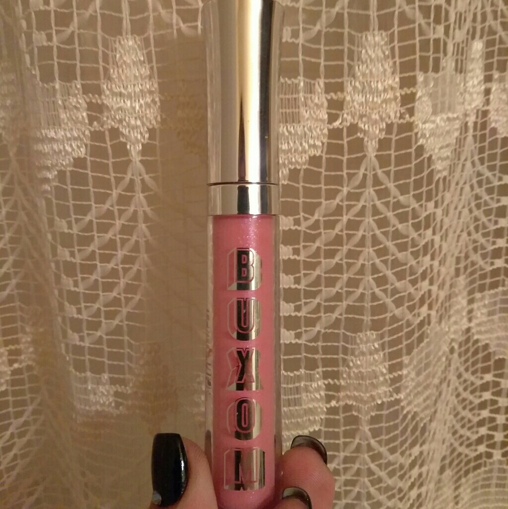 Buxom Lip Plumper