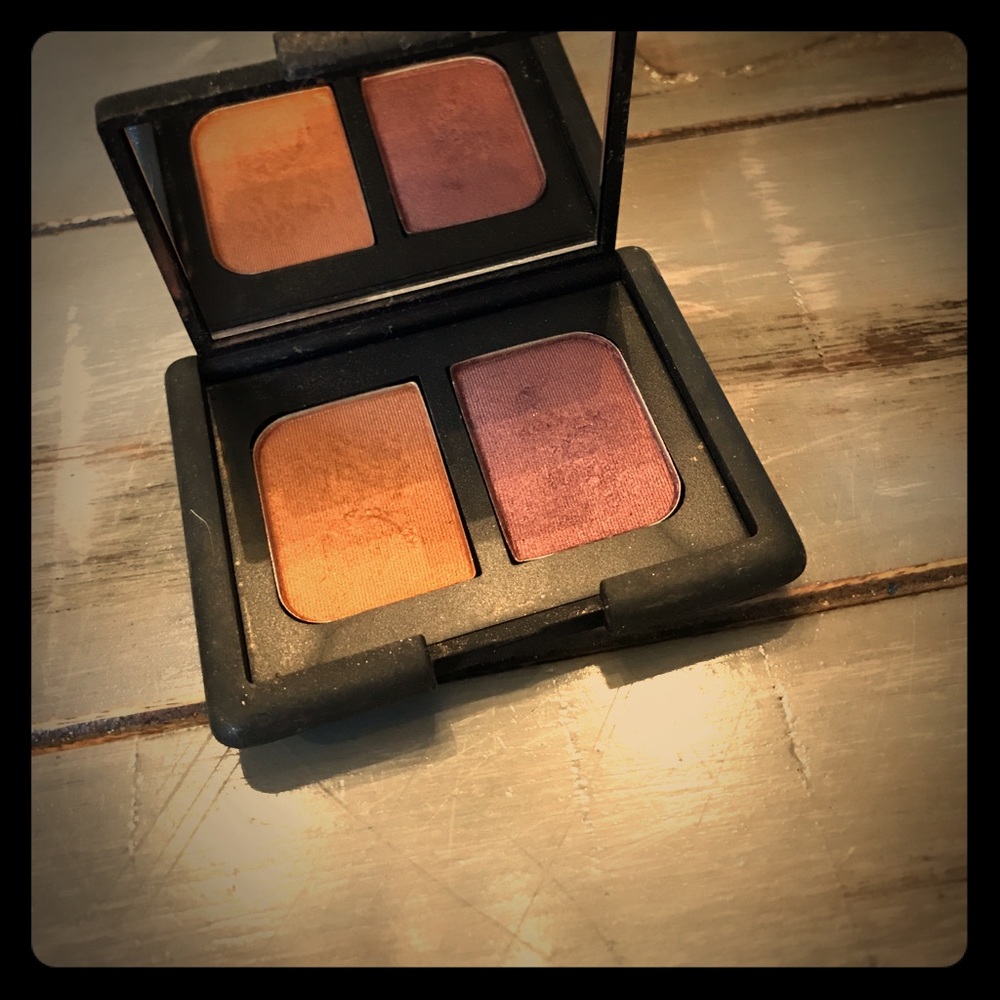 NARS eyeshadow duo