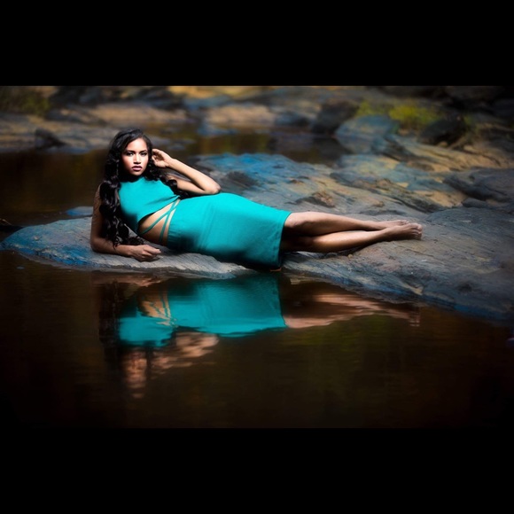 Outfit - Picture 2 of 2