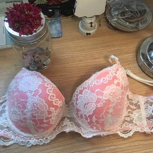 Lacy Peach Push Up Bra