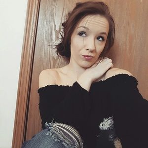 Meet your Posher, Josie