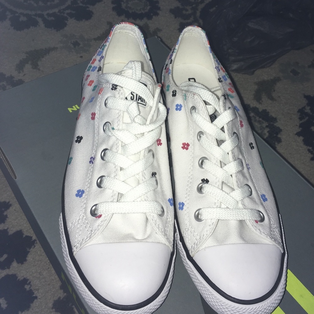 White floral converse
