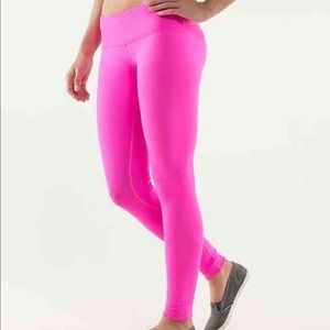 Lululemon reversible pink wunder under 8 pink
