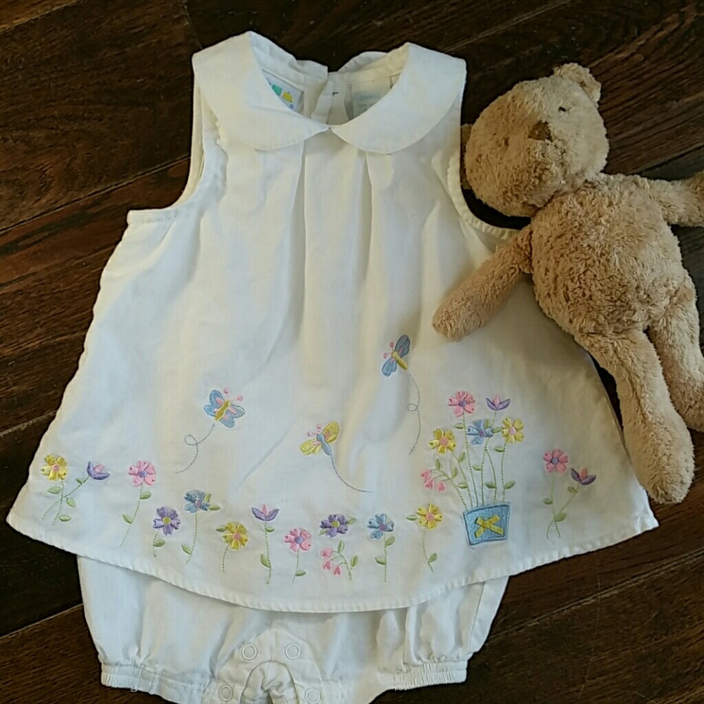 VINTAGE BABY ROMPER 24MOS.  EUC