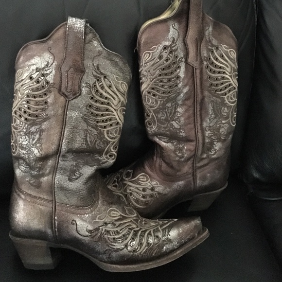 Final Price drop! Corral boots - Picture 1 of 4
