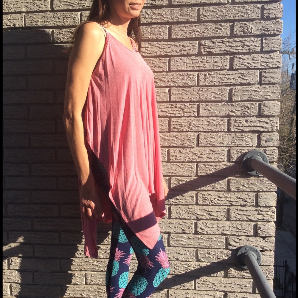 Small Pink Loose Fit Top - Picture 3 of 3