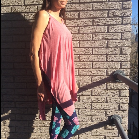 Small Pink Loose Fit Top - Picture 3 of 3