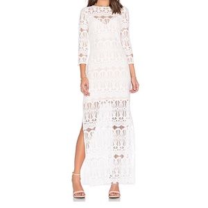 Elliatt plazza maxi dress in white