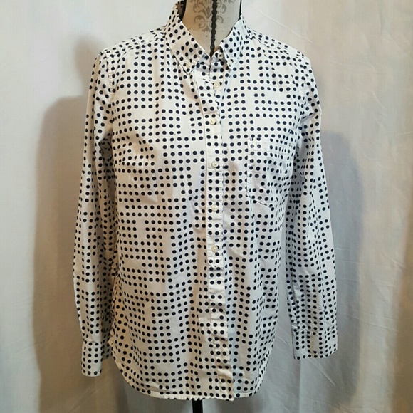 GAP Tops - ☘GAP Tailored Button down