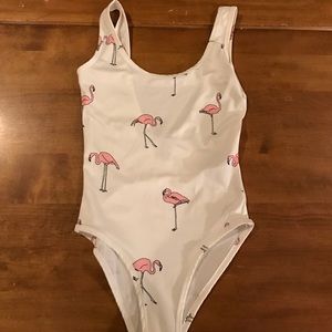 One piece swim suit