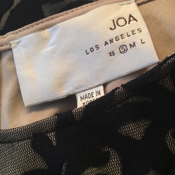 JOA crop top and skirt set - Picture 4 of 4