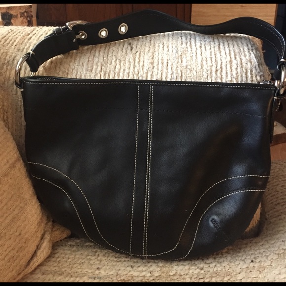 Smaller black leather Coach purse - Picture 1 of 3