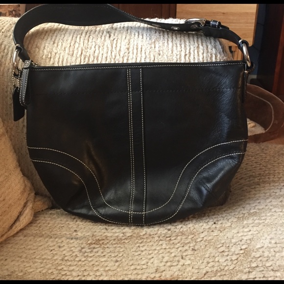 Smaller black leather Coach purse - Picture 2 of 3