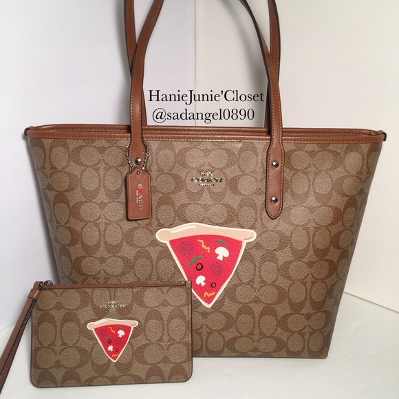 Coach Handbags - 🌈🦄SET COACH PIZZA LIMITED EDITION BAG+WRISTLET