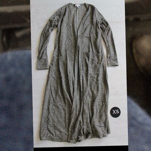 SOLD! 🚨🚨LulaRoe Sarah long cardigan