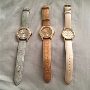 🚫SOLD! 🚫3 Watch Bundle!